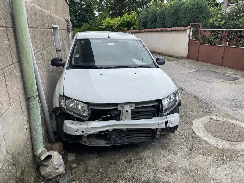 Dacia Logan 1.2 на части, снимка 2 - Автомобили и джипове - 41439842