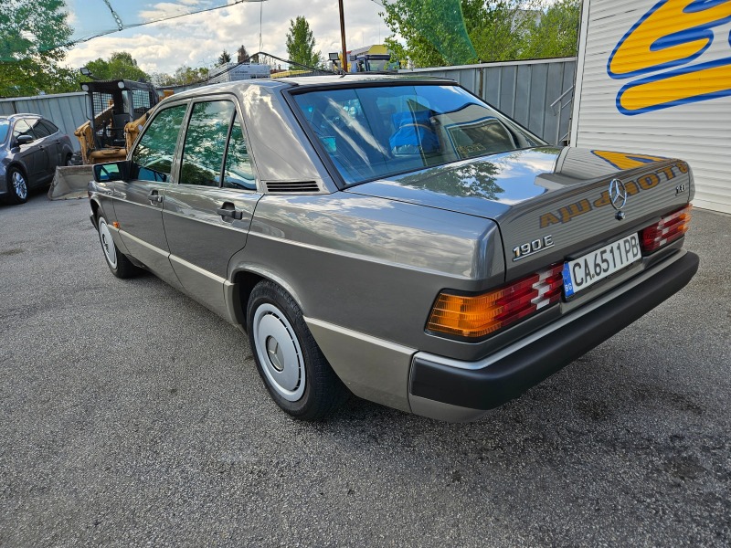 Mercedes-Benz 190 1.8 -UNIKAT, снимка 8 - Автомобили и джипове - 45470587