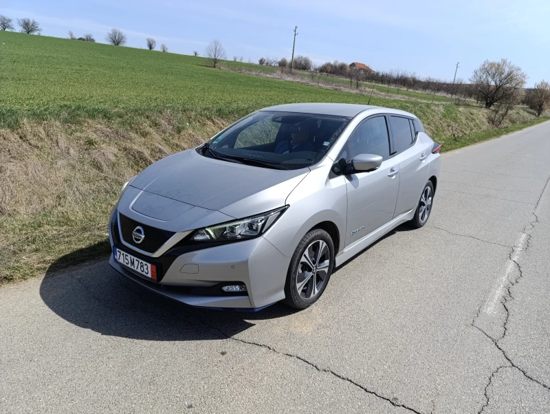 Nissan Leaf , снимка 1 - Автомобили и джипове - 49596646