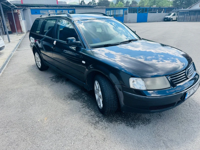 VW Passat, снимка 2 - Автомобили и джипове - 52773763