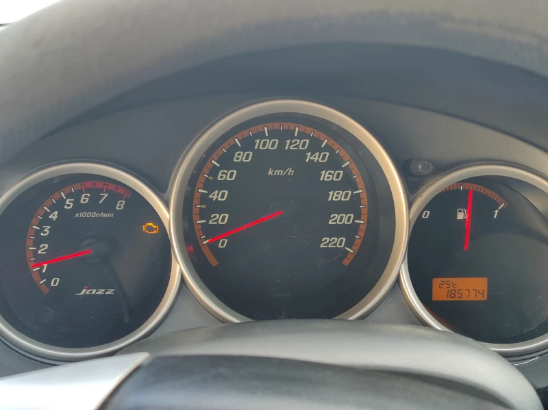 Honda Jazz, снимка 4 - Автомобили и джипове - 52515630