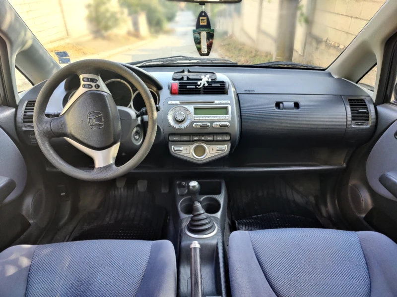 Honda Jazz, снимка 3 - Автомобили и джипове - 52515630