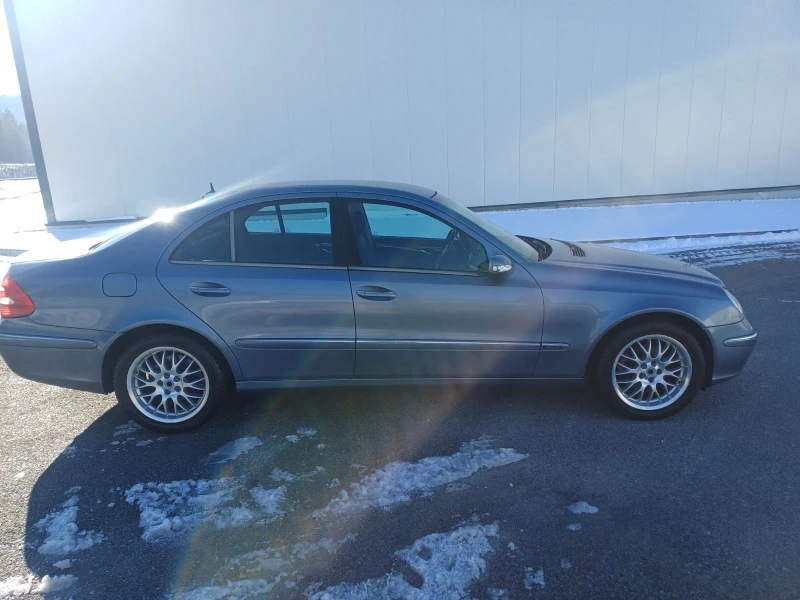 Mercedes-Benz E 270, снимка 5 - Автомобили и джипове - 53187689