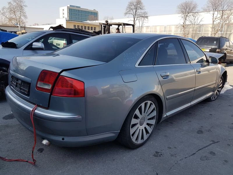 Audi A8 4.2 TDI 326к.с. Recaro BOSE Соларен Хелиоматик, снимка 5 - Автомобили и джипове - 47532374