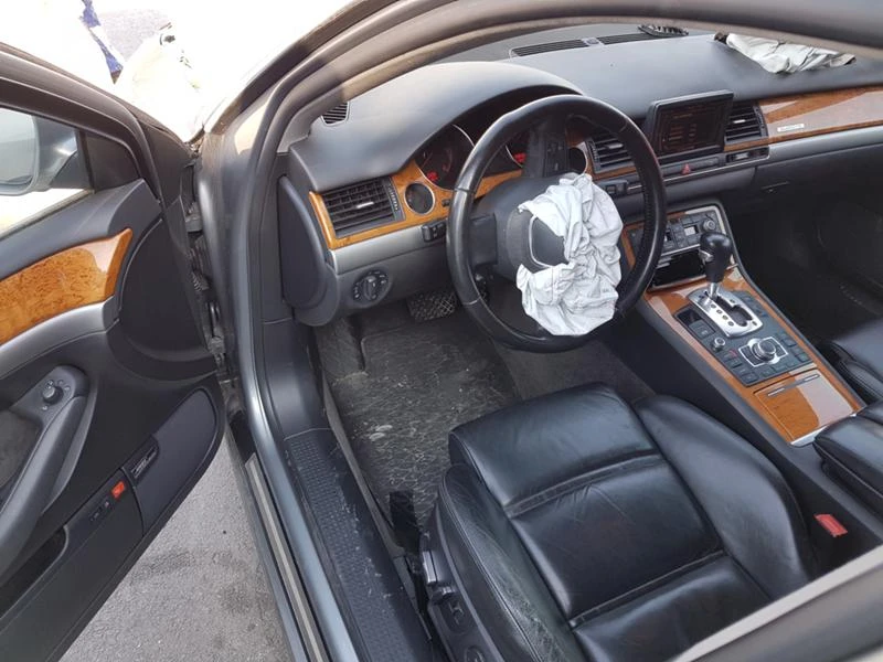 Audi A8 4.2 TDI 326к.с. Recaro BOSE Соларен Хелиоматик, снимка 9 - Автомобили и джипове - 47459760