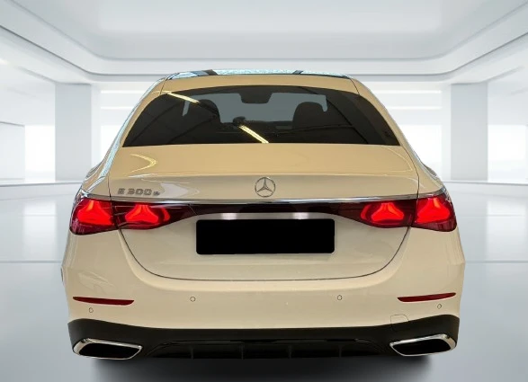 Mercedes-Benz E 300 e = AMG Line = Premium Гаранция - изображение 3