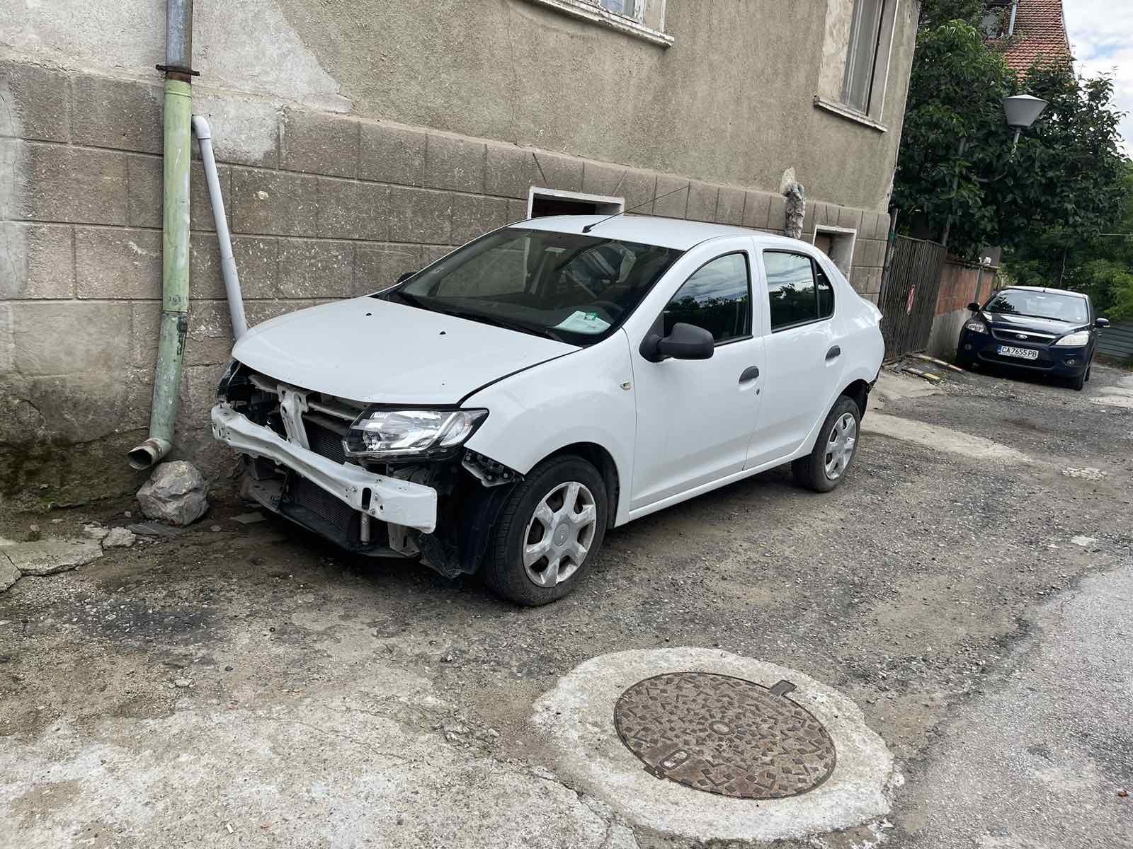 Dacia Logan 1.2 на части - [1] 