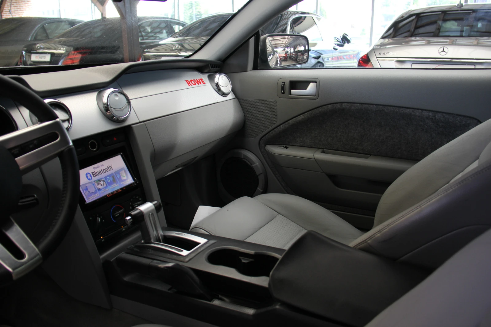 Ford Mustang GT V8  | Mobile.bg   11