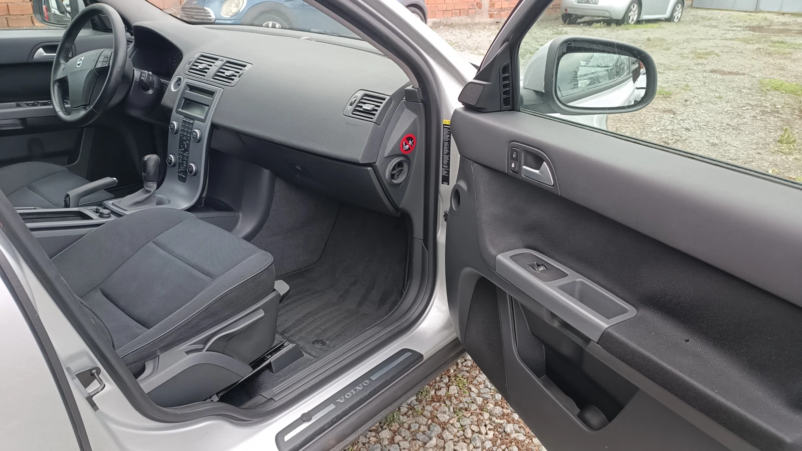 Volvo V50 1.6 HDI !!! Facelift !!КАПАРИРАНО.. ПЕРФЕКТНО !!!! | Mobile.bg — изображение 11