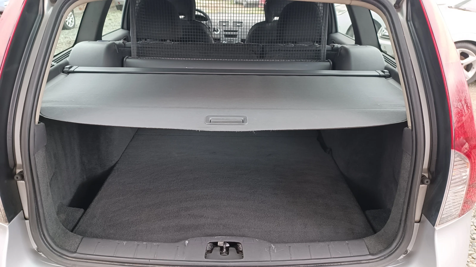 Volvo V50 1.6 HDI !!! Facelift !!КАПАРИРАНО.. ПЕРФЕКТНО !!!! | Mobile.bg — изображение 14