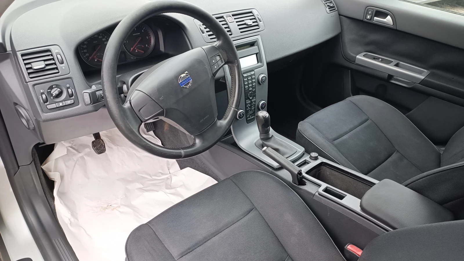 Volvo V50 1.6 HDI !!! Facelift !!КАПАРИРАНО.. ПЕРФЕКТНО !!!! | Mobile.bg — изображение 16
