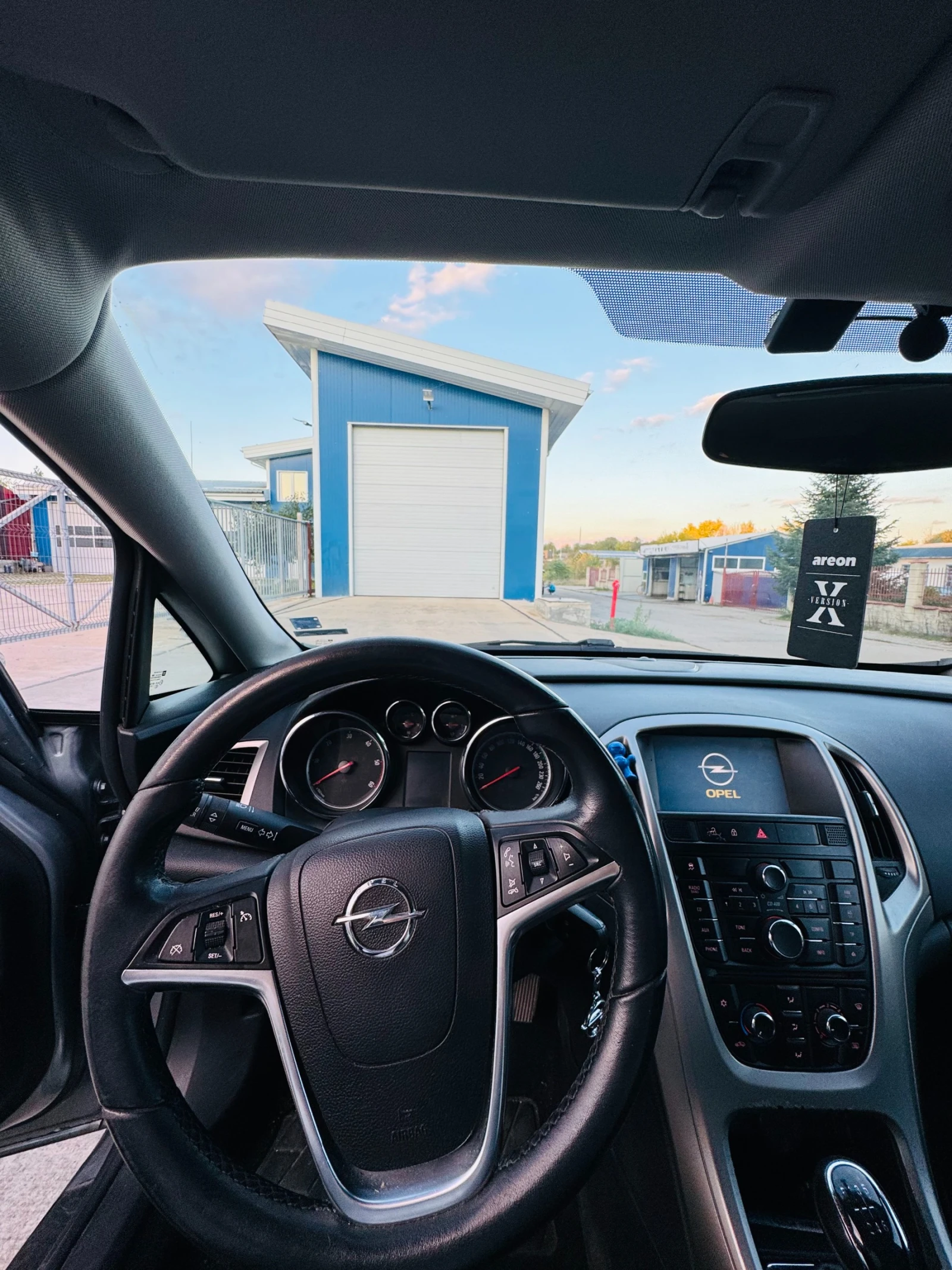 Opel Astra  - изображение 10