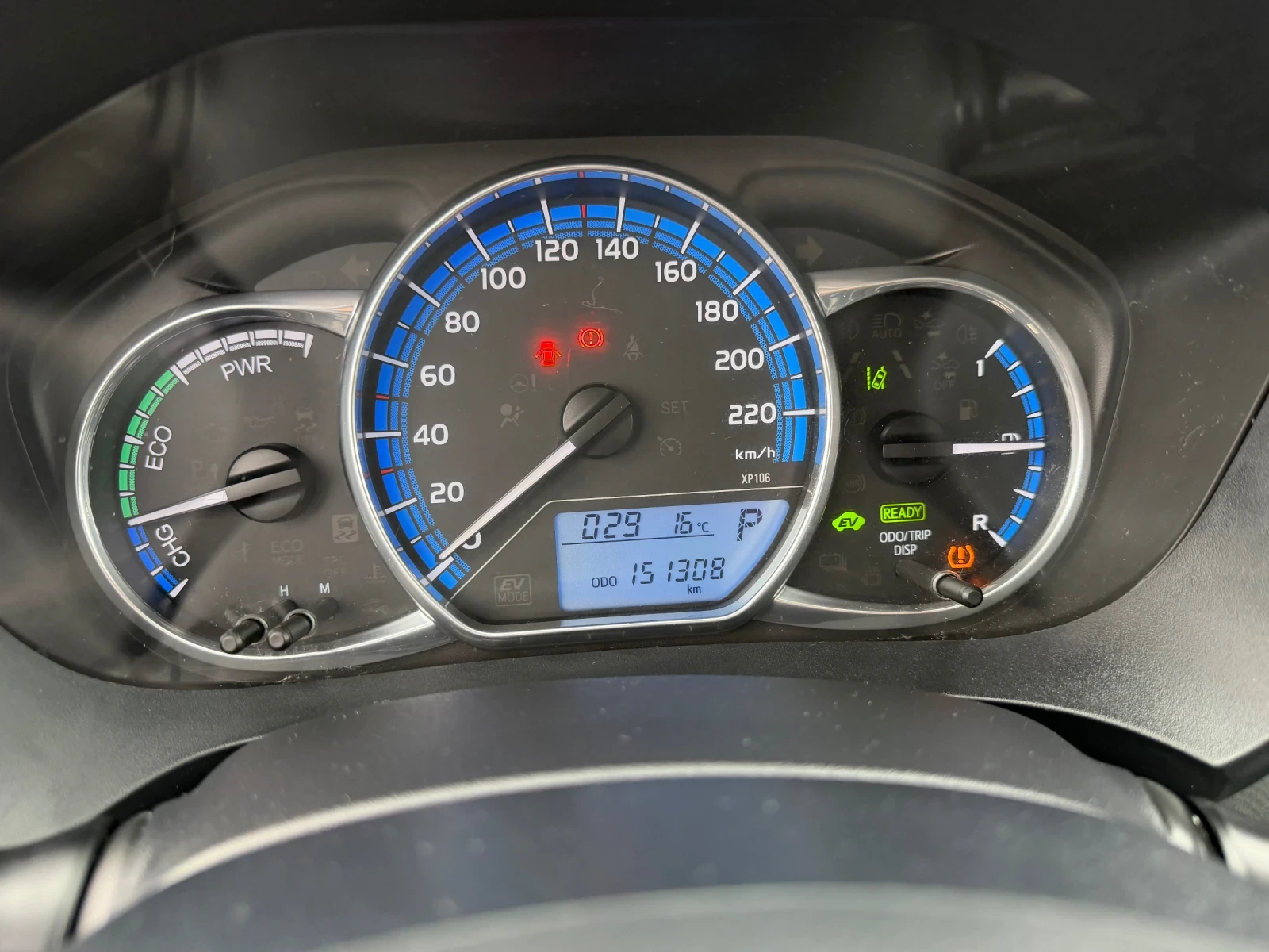 Toyota Yaris 1.5 hybrid/75hp/NAVI/EVRO6/ - изображение 8