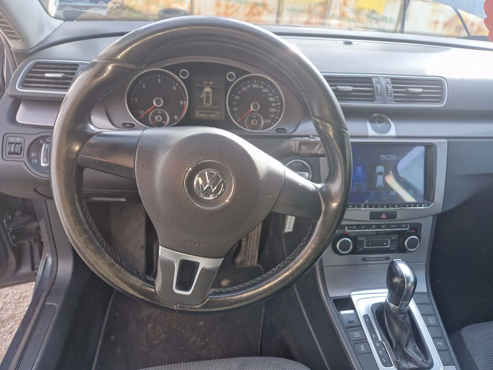VW Passat B7 2.0 TDI DSG - изображение 7