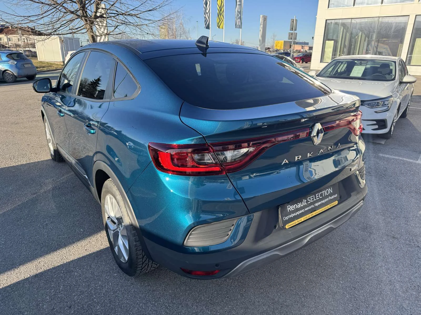 Renault Arkana  E-TECH - изображение 4