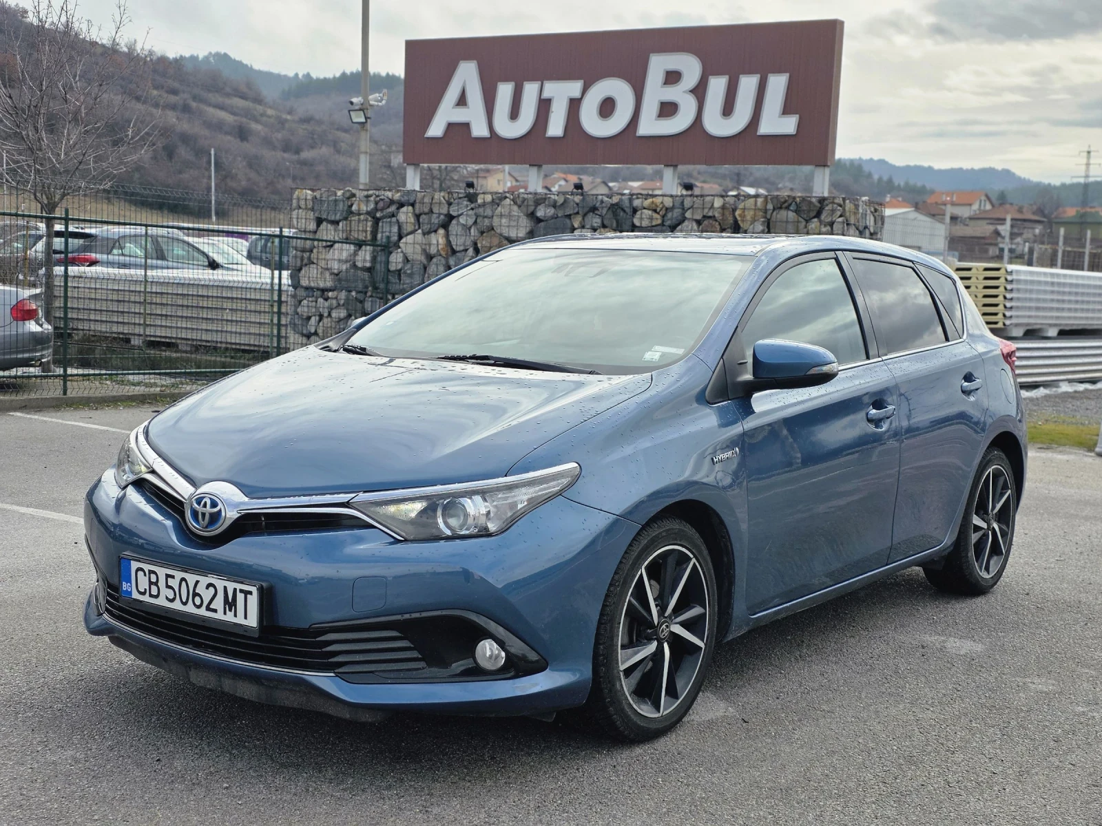 Toyota Auris 1.8 Hybrid  | Mobile.bg � ����������� 1