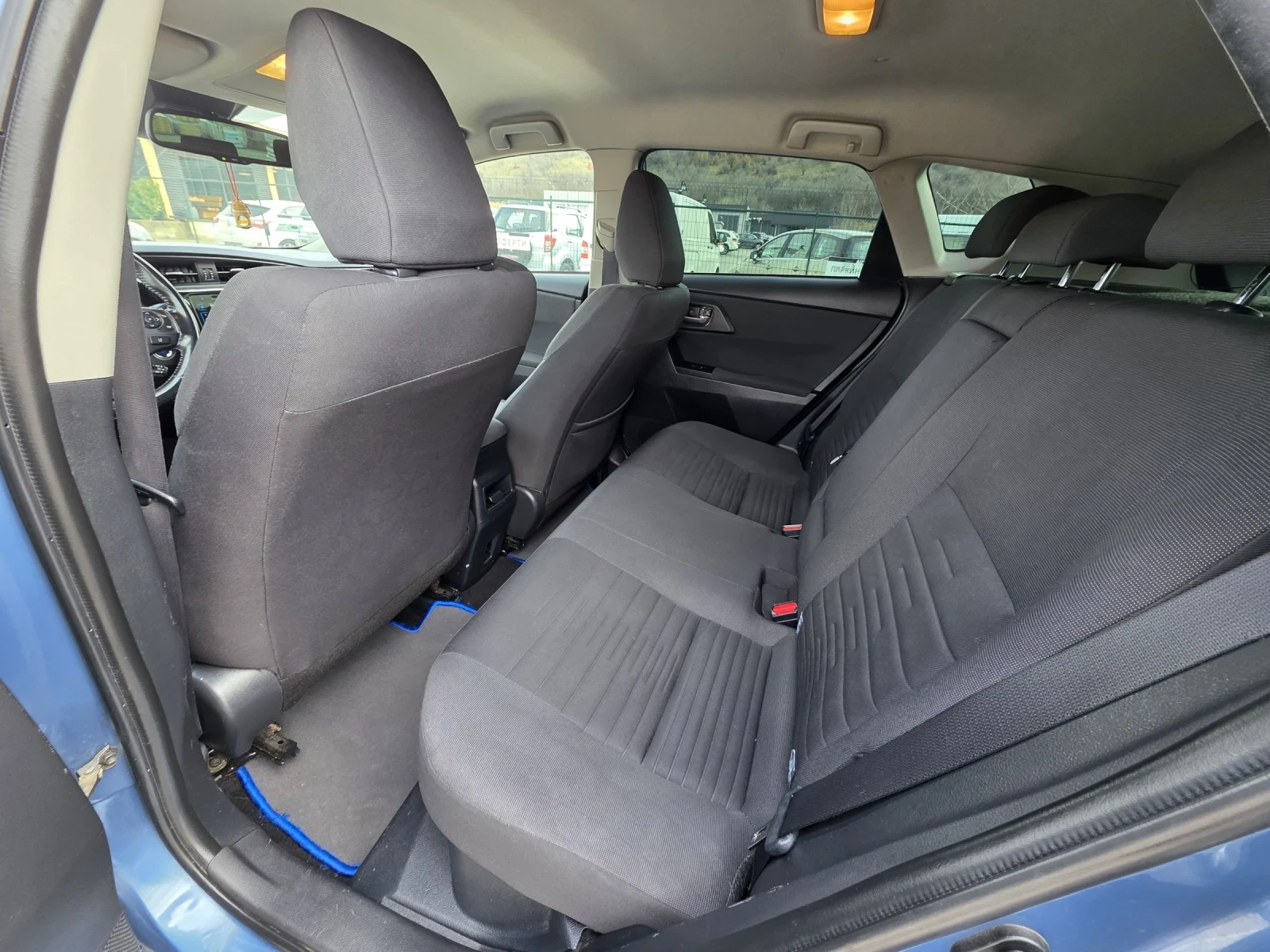 Toyota Auris 1.8 Hybrid  | Mobile.bg � ����������� 10