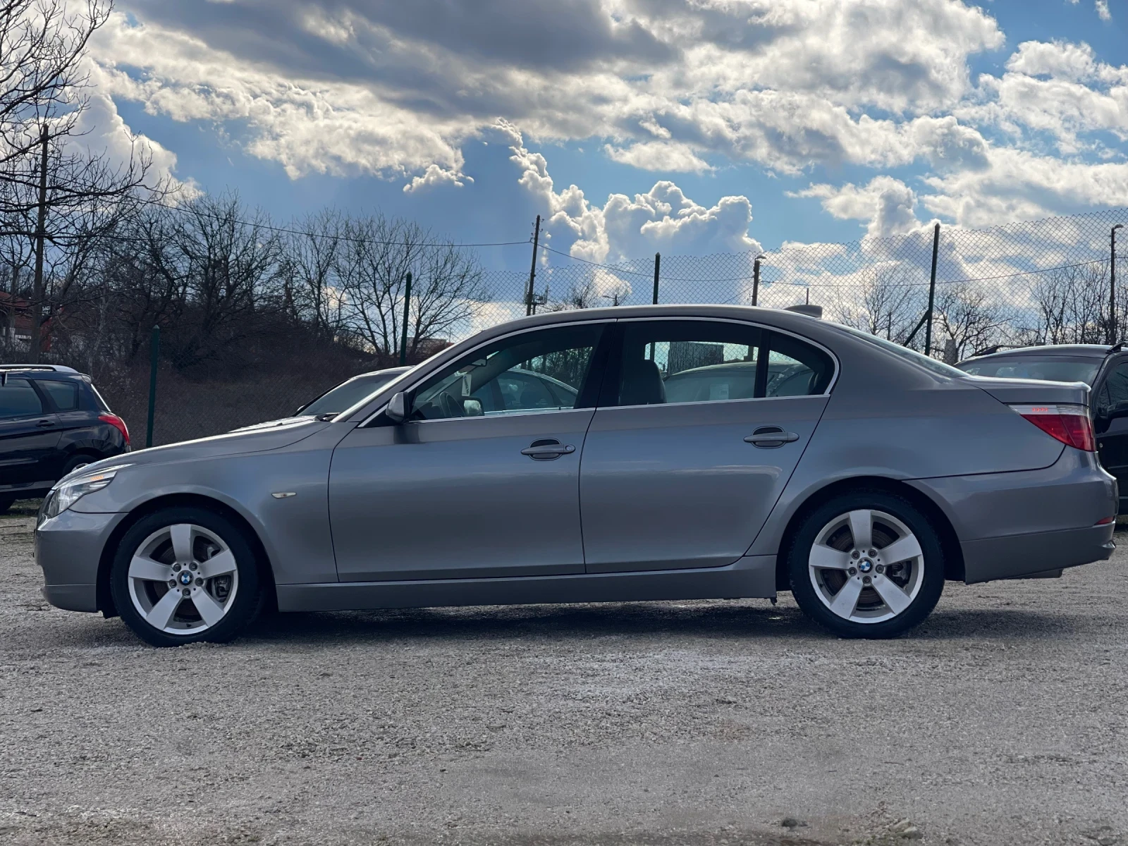 BMW 530 530XD Италия - изображение 4