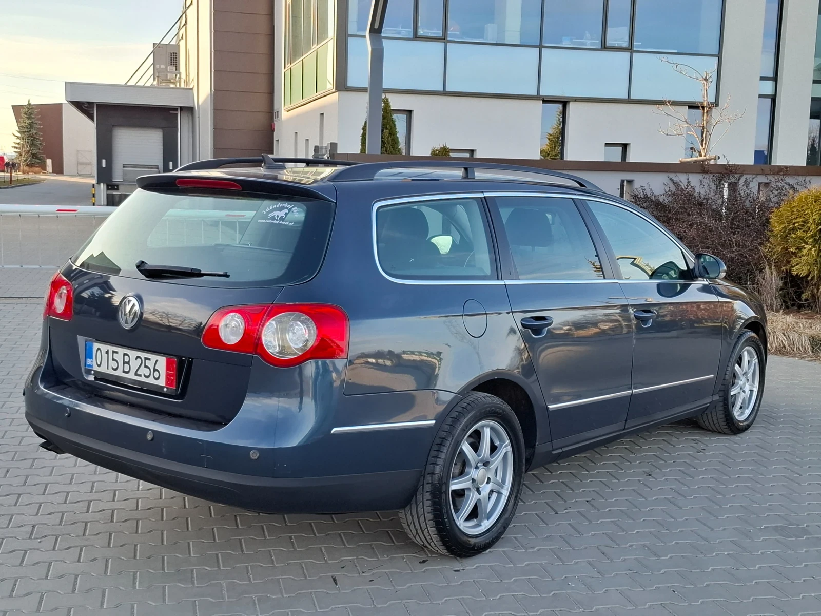VW Passat 2.0TDI* (140кс)* XENON* НОВ ВНОС* , снимка 6 - Автомобили и джипове - 53772925