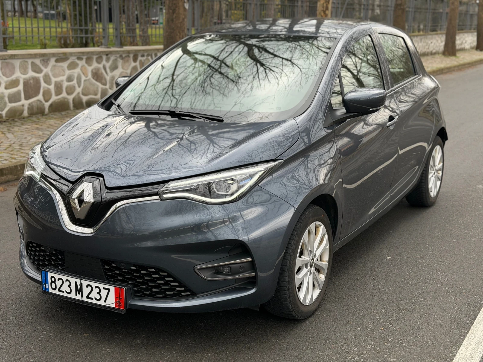 Renault Zoe 52kw* 37000км* Камера* Подгреви* Следене на ленти 