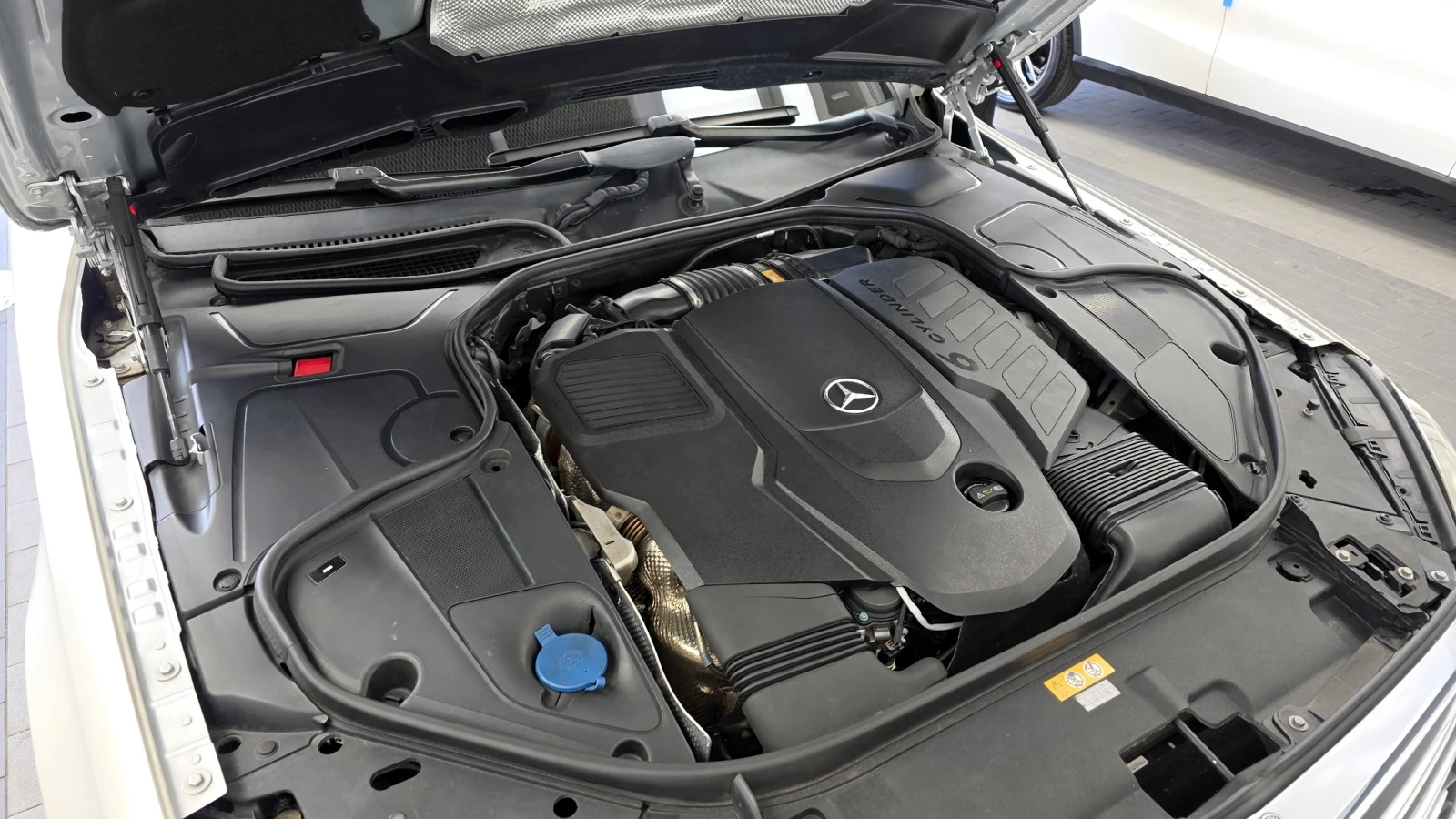 Mercedes-Benz S 350 AMG line/Head up/360 Cam/Подгрев/Обдух/ФИНАНСИРАНЕ, снимка 5 - Автомобили и джипове - 54661771