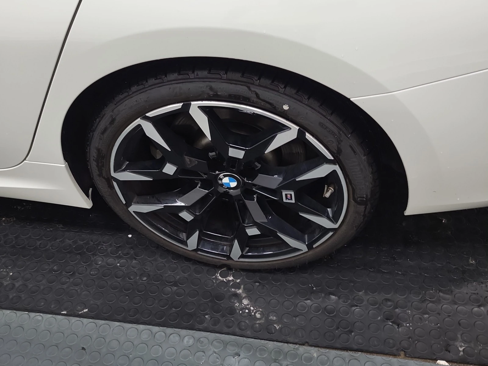 BMW 330 2.0L 4cyl AWD | Mobile.bg � ����������� 14