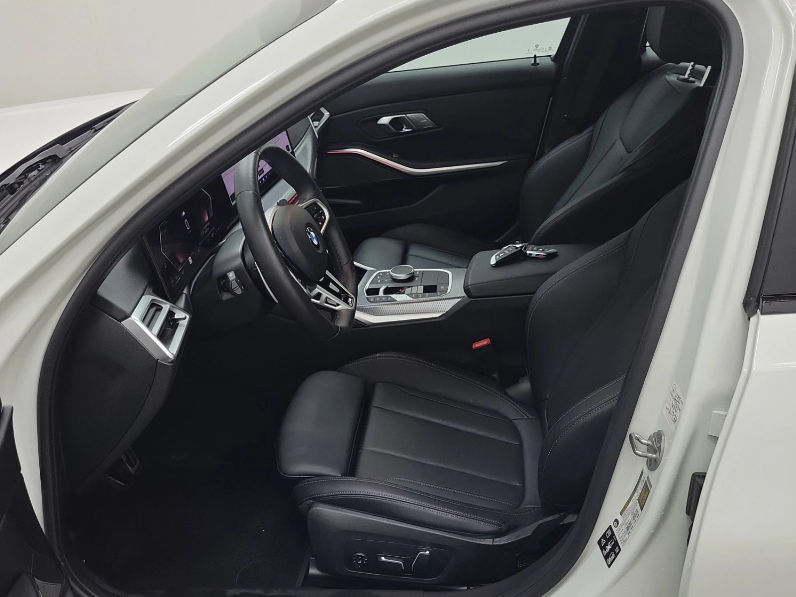 BMW 330 2.0L 4cyl AWD | Mobile.bg � ����������� 5
