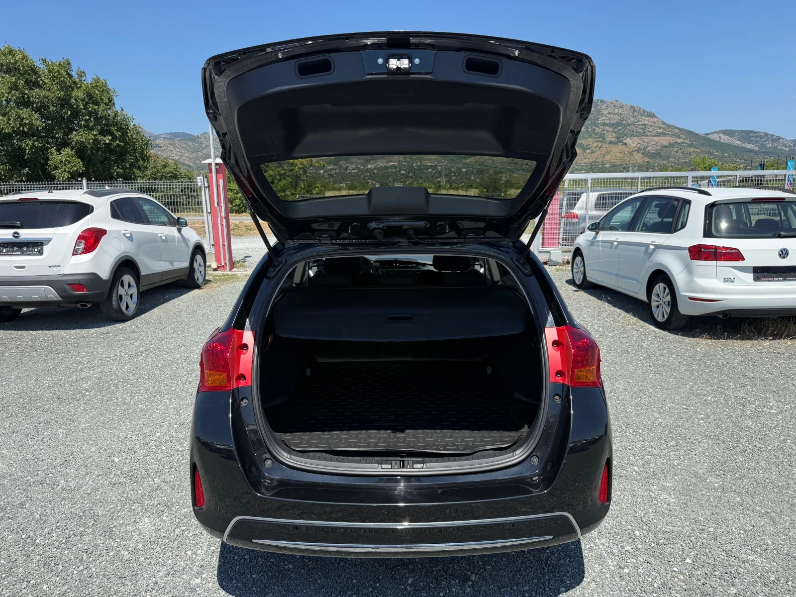 Toyota Auris (KATO ����) | Mobile.bg � ����������� 13