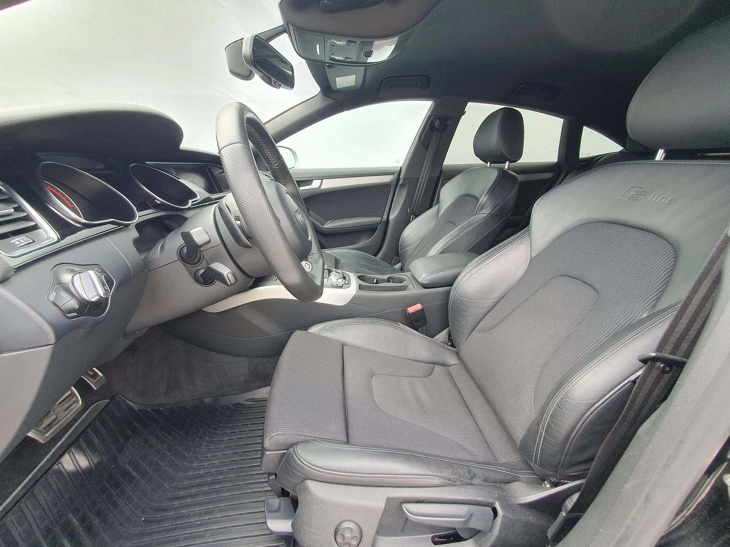 Audi A5, снимка 4 - Автомобили и джипове - 56128112