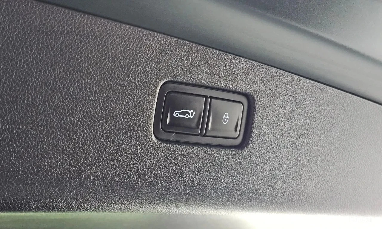 Genesis GV70 3.5T Gasoline AWD/���������/��������/���������/360 | Mobile.bg � ����������� 17