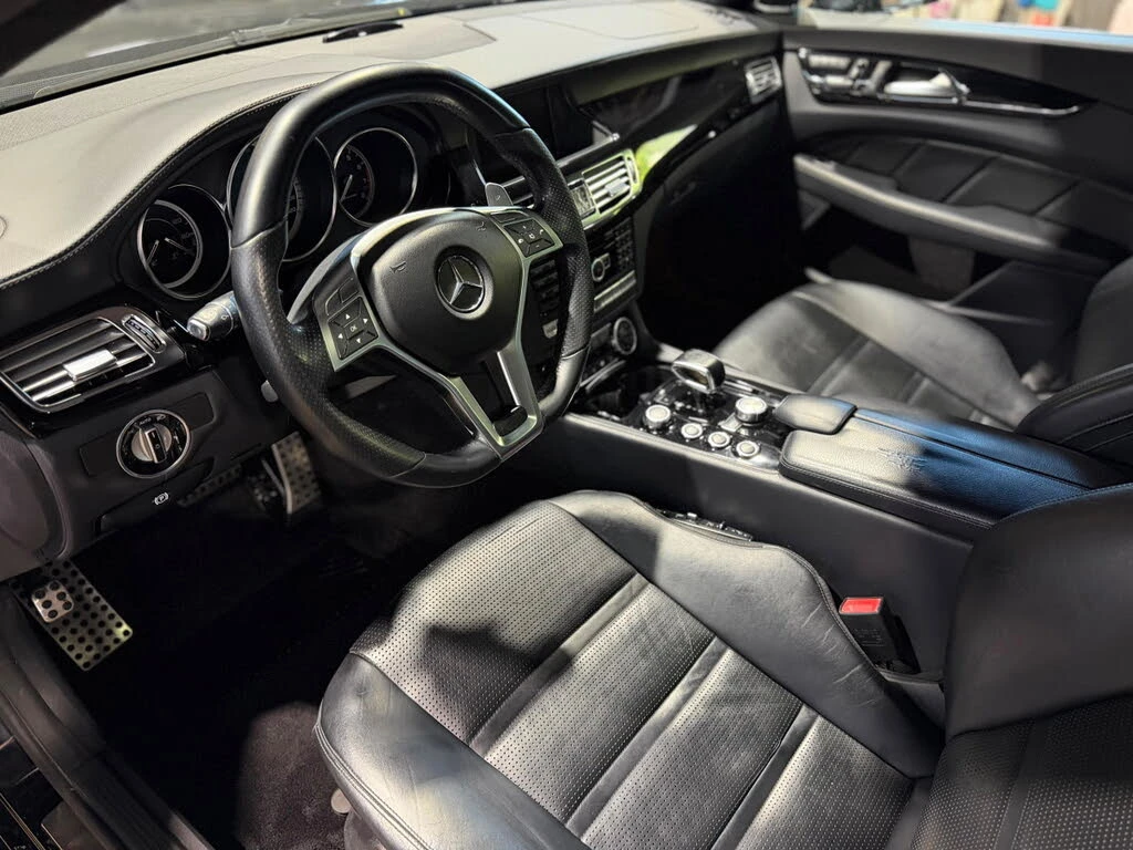 Mercedes-Benz CLS 63 AMG 4MATIC* КОЖА* НАВИ* ПАНО* BURM* BLIND SPOT* NAVI, снимка 7 - Автомобили и джипове - 56134231