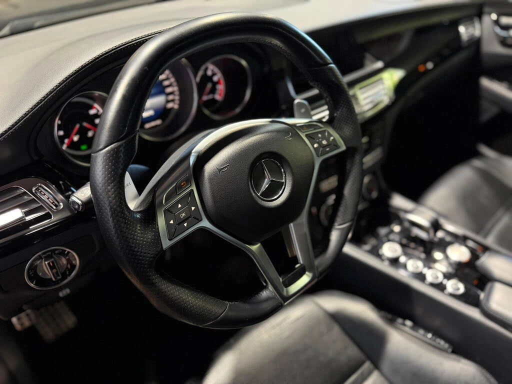 Mercedes-Benz CLS 63 AMG 4MATIC* КОЖА* НАВИ* ПАНО* BURM* BLIND SPOT* NAVI, снимка 8 - Автомобили и джипове - 56134231