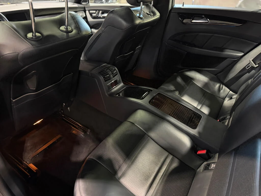 Mercedes-Benz CLS 63 AMG 4MATIC* КОЖА* НАВИ* ПАНО* BURM* BLIND SPOT* NAVI, снимка 15 - Автомобили и джипове - 56134231