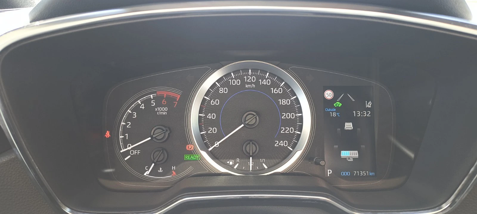 Toyota Corolla Touring Sports , снимка 8 - Автомобили и джипове - 56434796