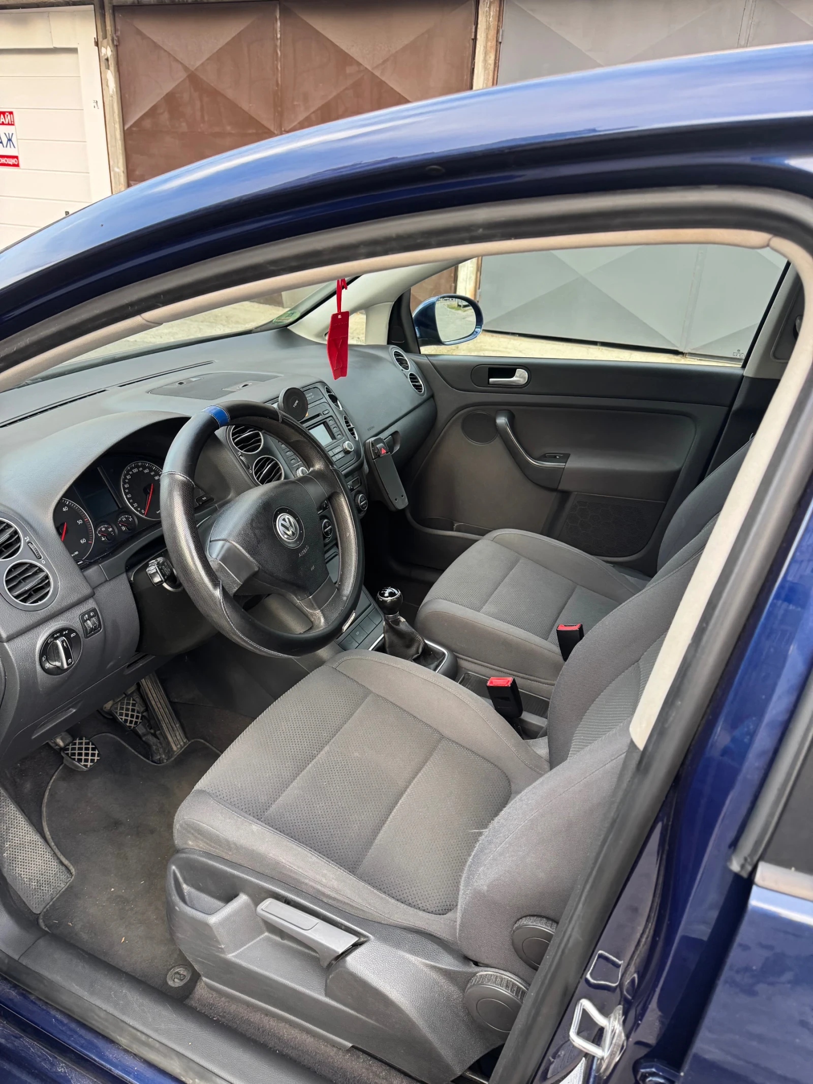 VW Golf Plus 1.9 TDI, снимка 7 - Автомобили и джипове - 56453650