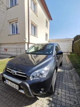 Toyota Rav4 2.2 D4D, снимка 1