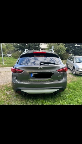 Infiniti QX70 GT, снимка 2