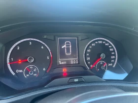 VW T-Roc 1.6 дизел Full екстри Park pilot 6 скорости, снимка 16
