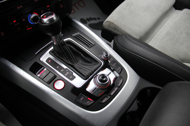 Audi SQ5 Quattro/Panorama/Navi/Подгрев, снимка 9 - Автомобили и джипове - 38326056