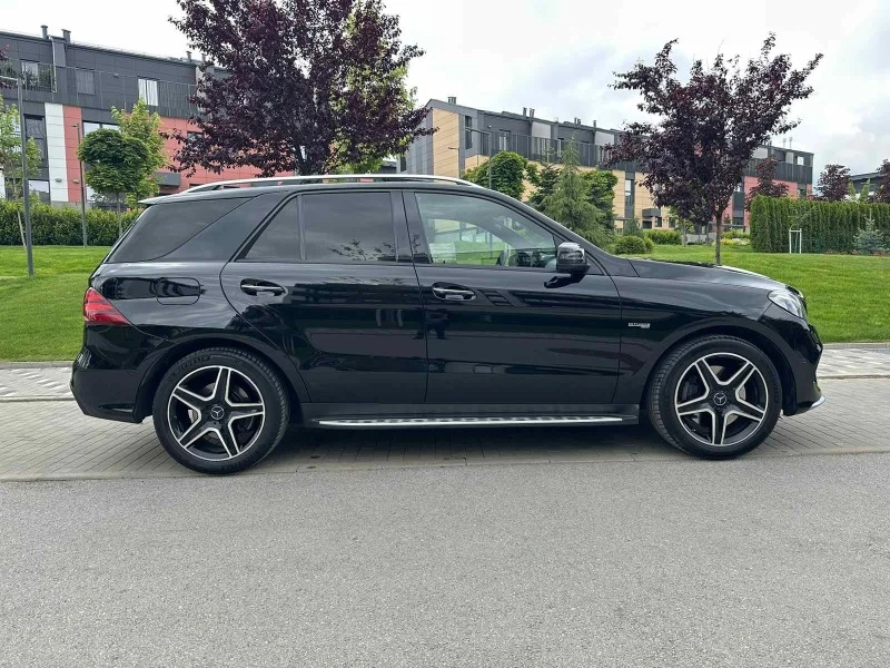 Mercedes-Benz GLE 43 AMG 4MATIC , снимка 3 - Автомобили и джипове - 45732949