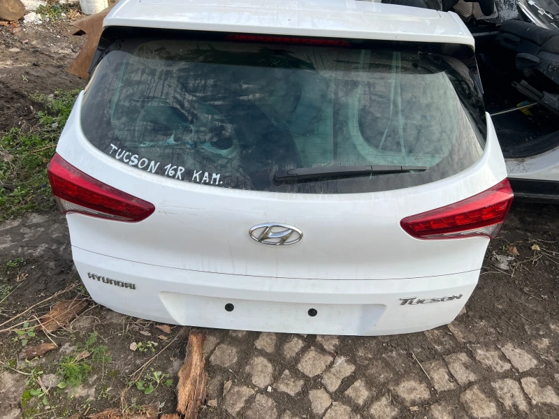 Hyundai Tucson, снимка 1 - Автомобили и джипове - 48335205