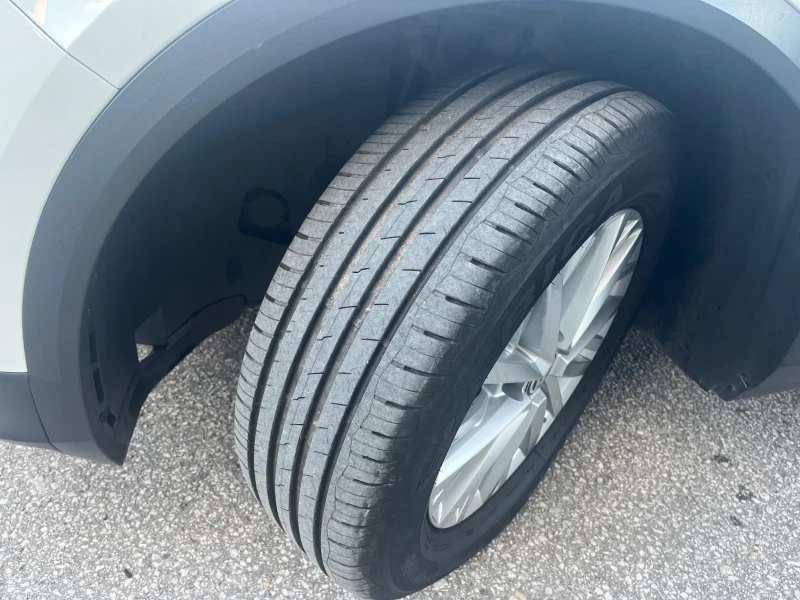 VW T-Roc 1.6 дизел Full екстри Park pilot 6 скорости, снимка 12 - Автомобили и джипове - 52020128