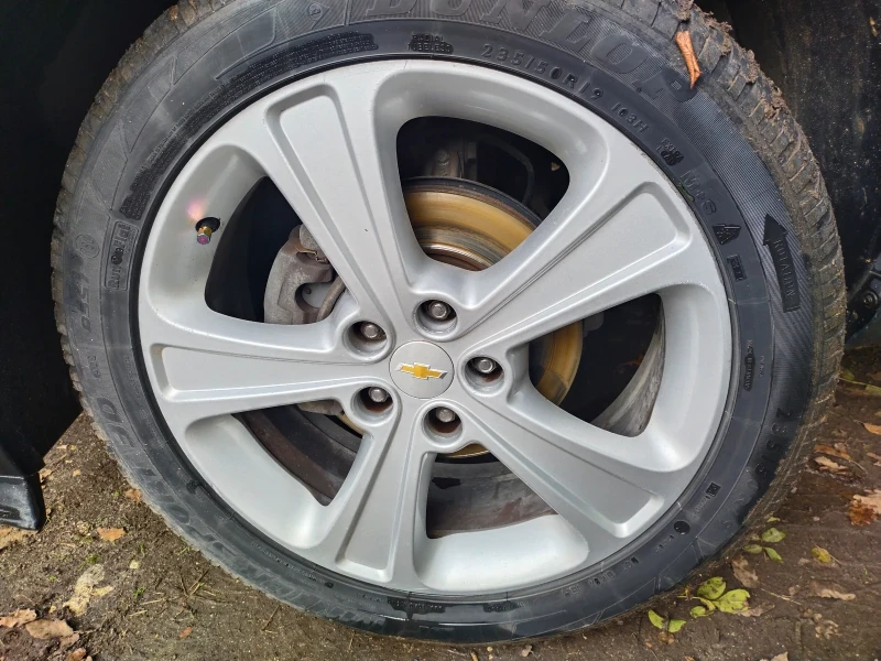 Chevrolet Captiva, снимка 8 - Автомобили и джипове - 52090138