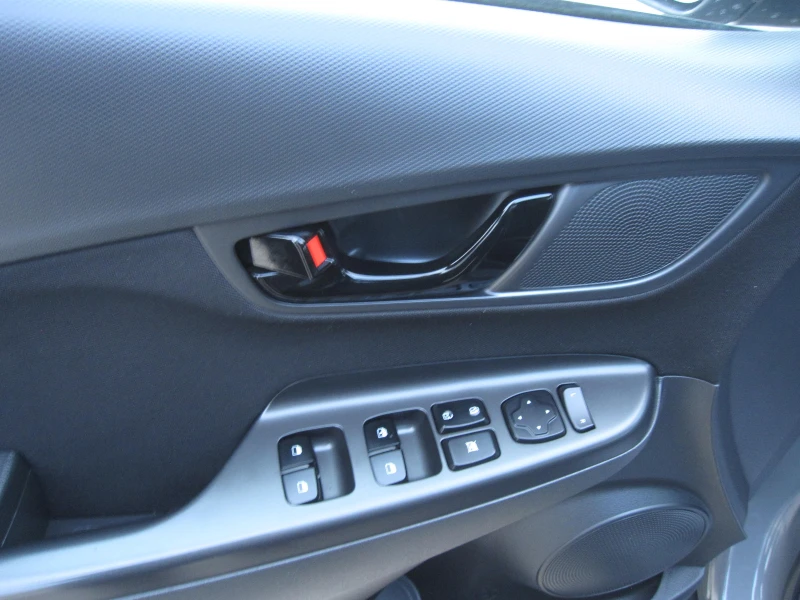 Hyundai Kona 1, 6-Хибрид, снимка 9 - Автомобили и джипове - 52446896