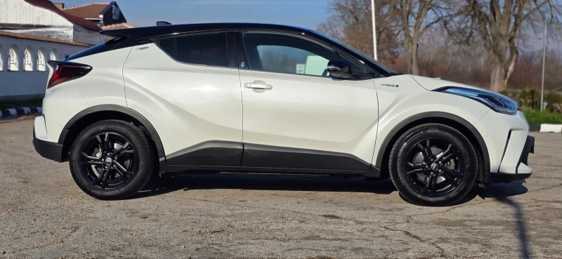 Toyota C-HR 2.0 Hybrid Dynamic Force Team D, снимка 2 - Автомобили и джипове - 52858546