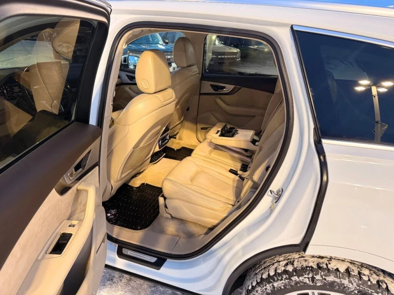 Audi Q7 3.0T Technik* Bose* подгрев* обдухване* масажи, снимка 8 - Автомобили и джипове - 52937950