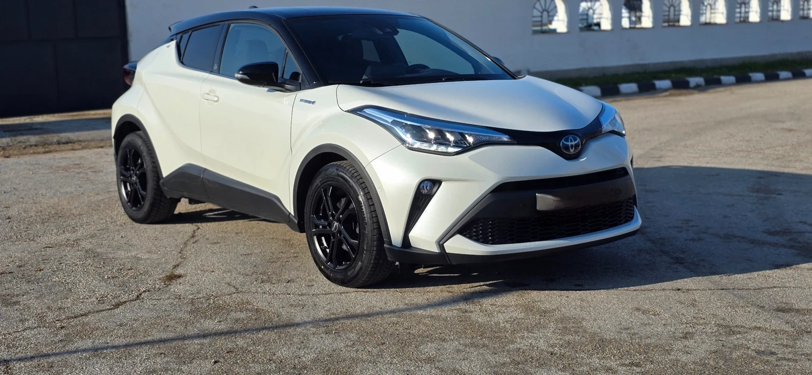Toyota C-HR 2.0 Hybrid Dynamic Force Team D, снимка 1