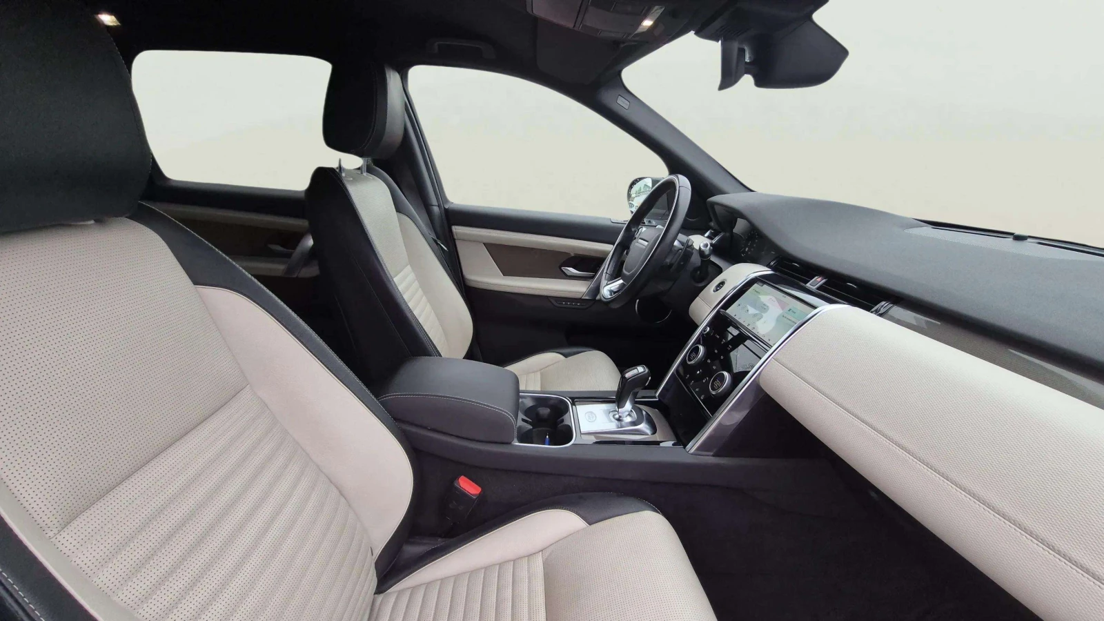Land Rover Discovery Sport 2.0 D - изображение 10