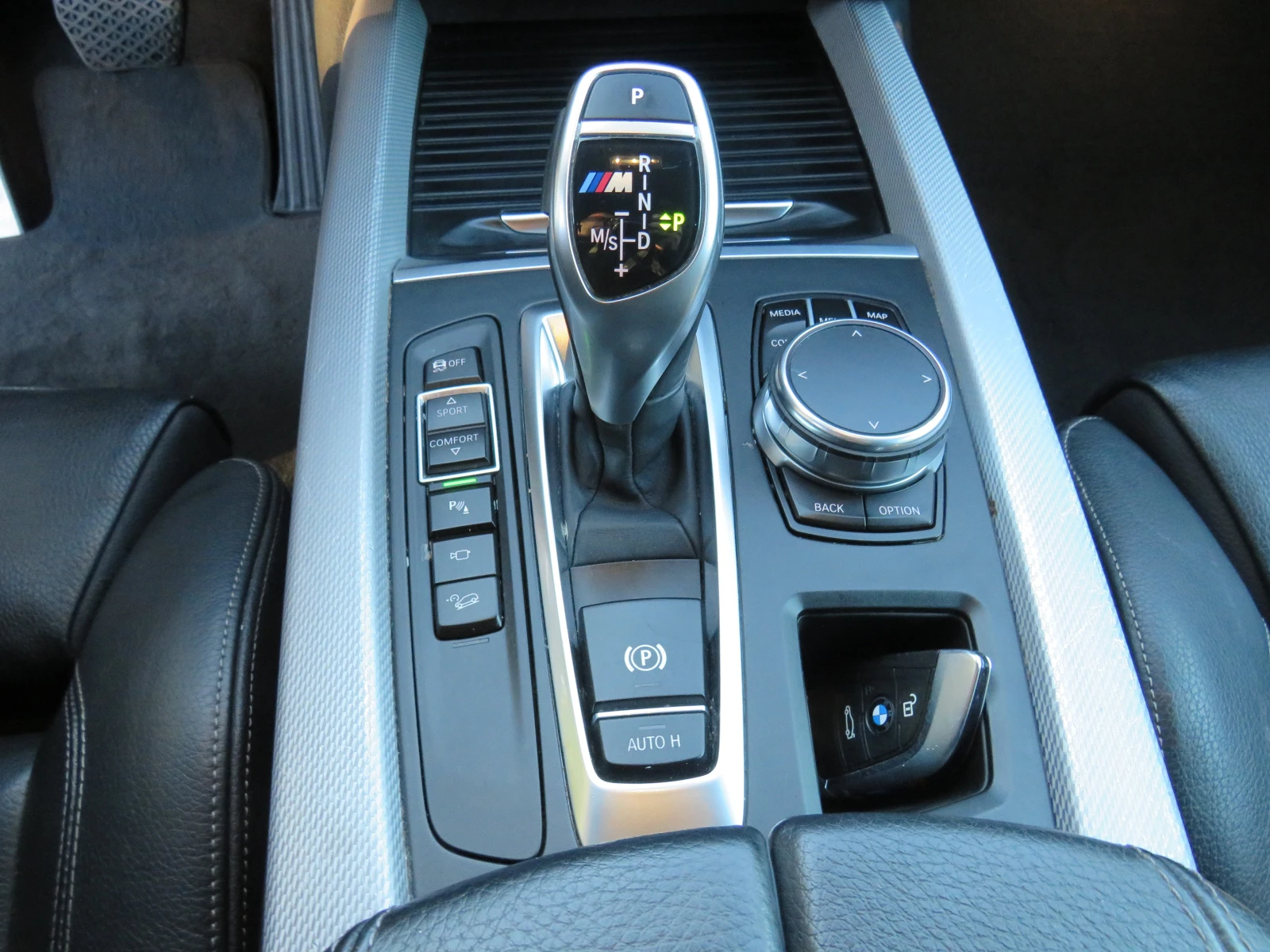 BMW X5 M50D* * * M-PACK KEYLESS HEADS-UP 8ZF FULL * * *  | Mobile.bg   12
