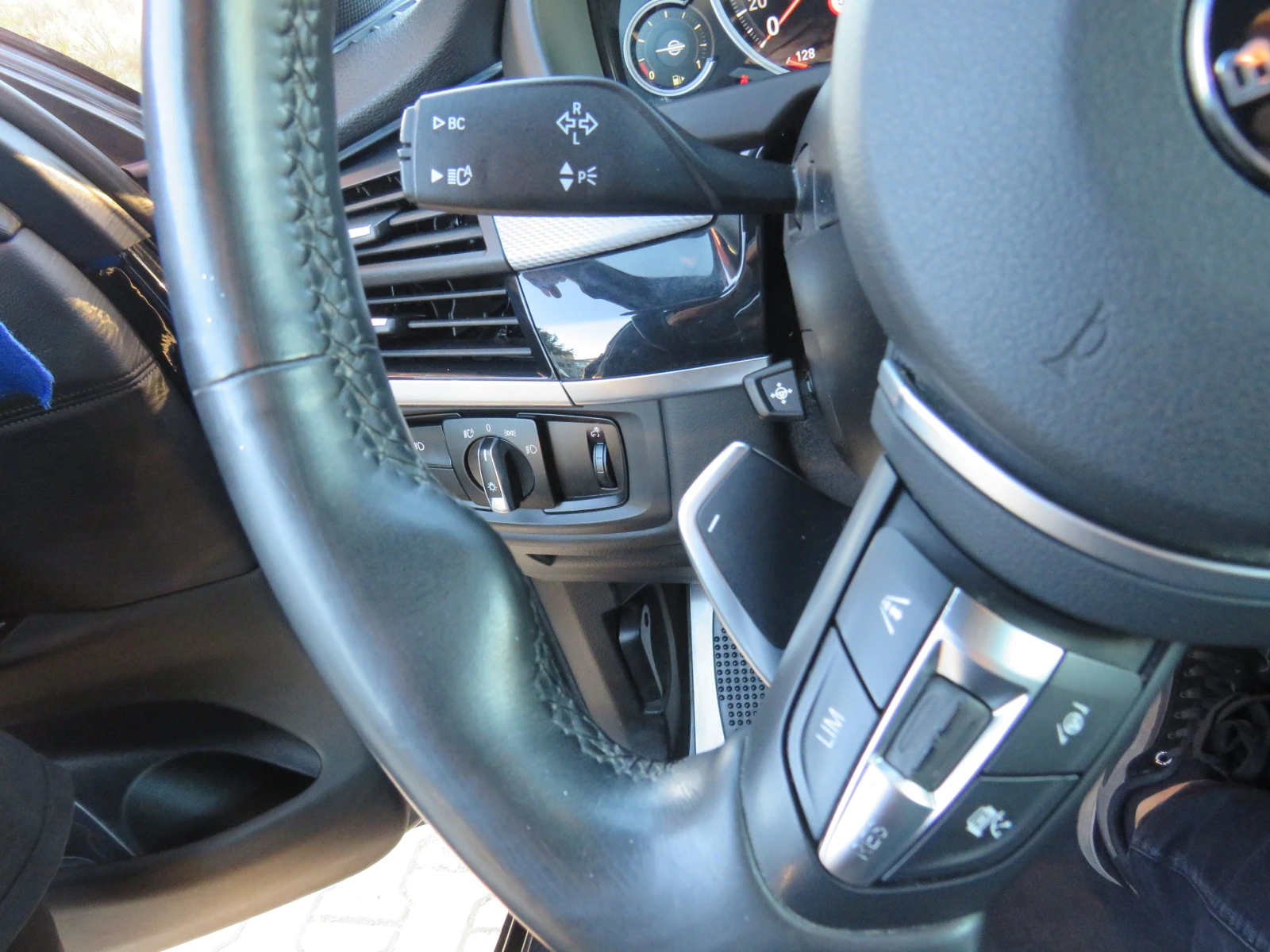 BMW X5 M50D* * * M-PACK KEYLESS HEADS-UP 8ZF FULL * * *  | Mobile.bg   14